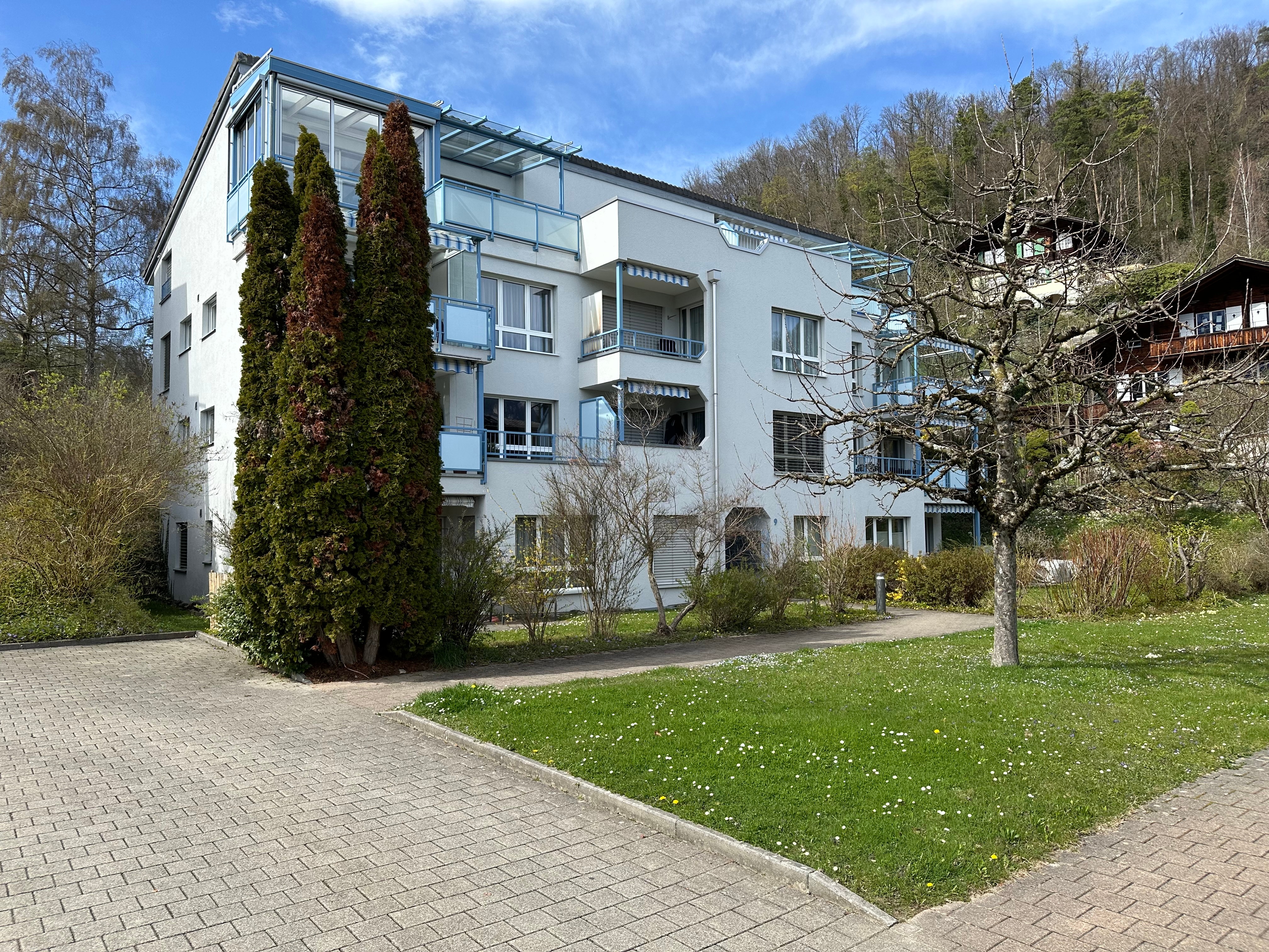 Objekt - Grosszügige 3 ½ -Zimmer-Gartenwohnung in Spiez - Ruchti Treuhand Immobilien Thun